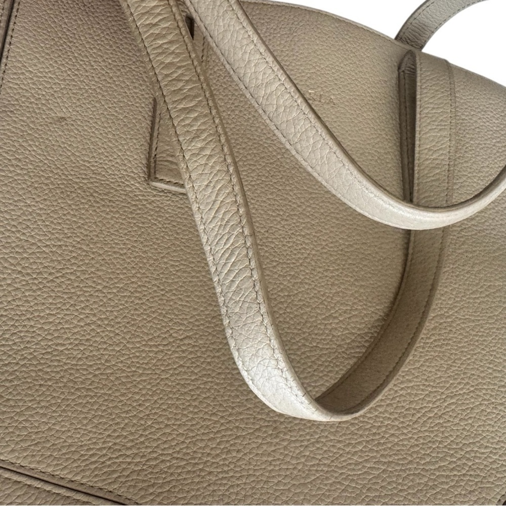 Furla Leather Ivory Perla Shoulder Tote Minimalist Classic Elegant Gold Hardware - Picture 8 of 13